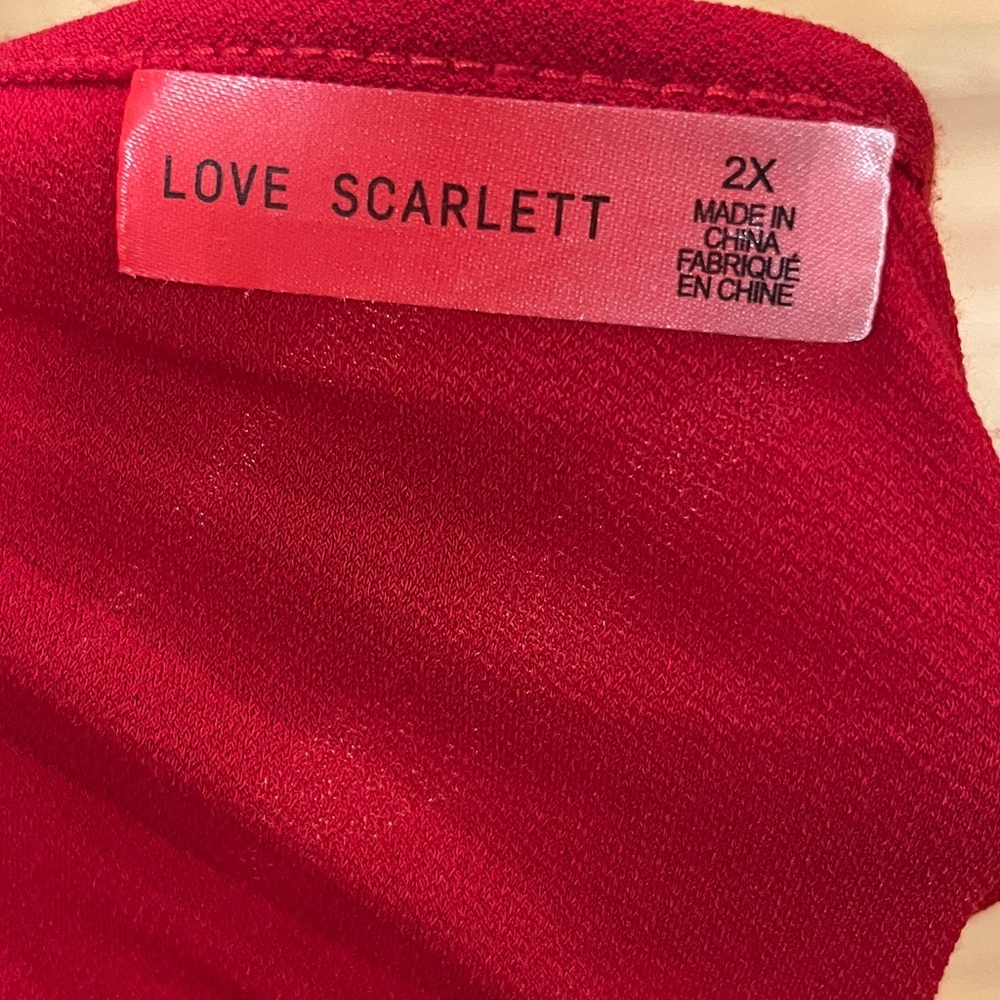 Red blouse - Picture 5 of 8